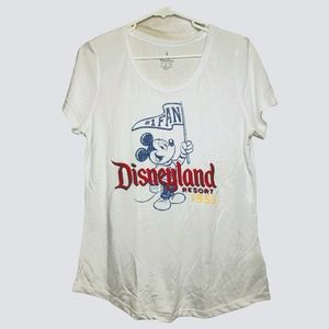 Disneyland Resort T-Shirt -Large (Disney shirts)